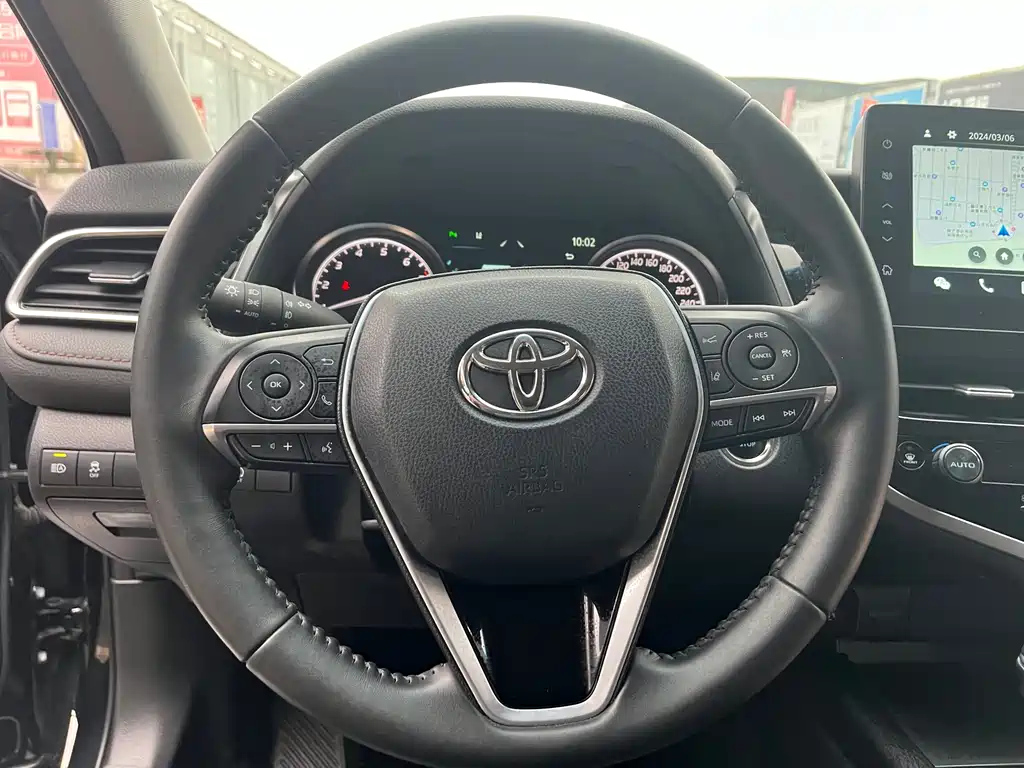 TOYOTA CAMRY 2022