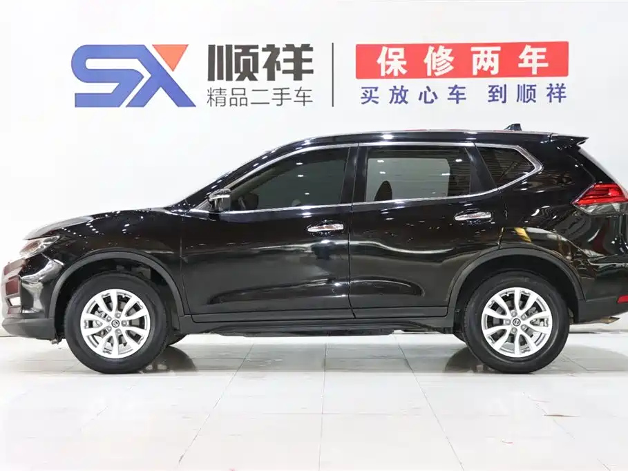 NISSAN X-TRAIL 2019