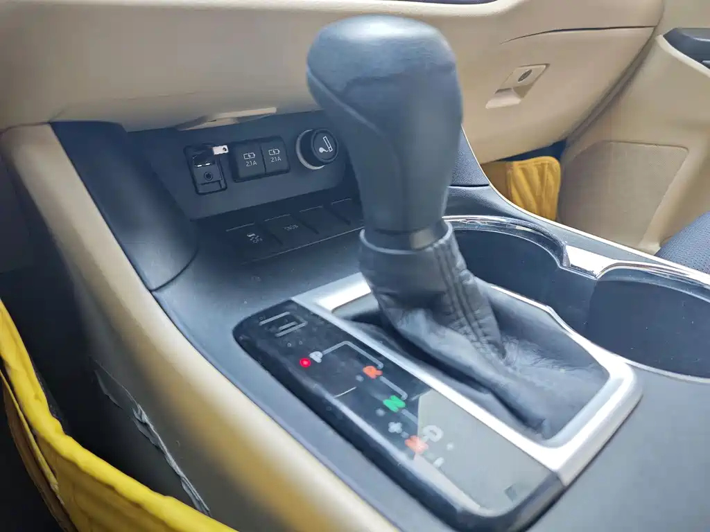 TOYOTA HIGHLANDER 2020