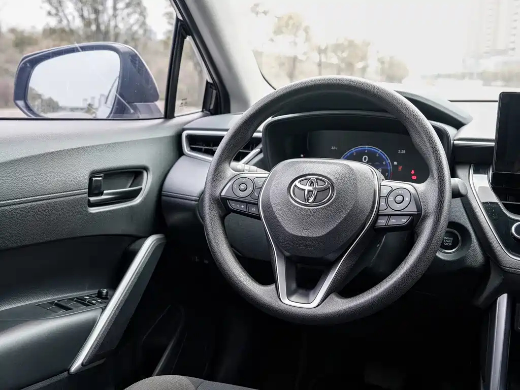 TOYOTA FRONTLANDER 2023