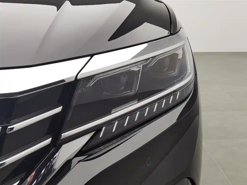VOLKSWAGEN PASSAT 2021