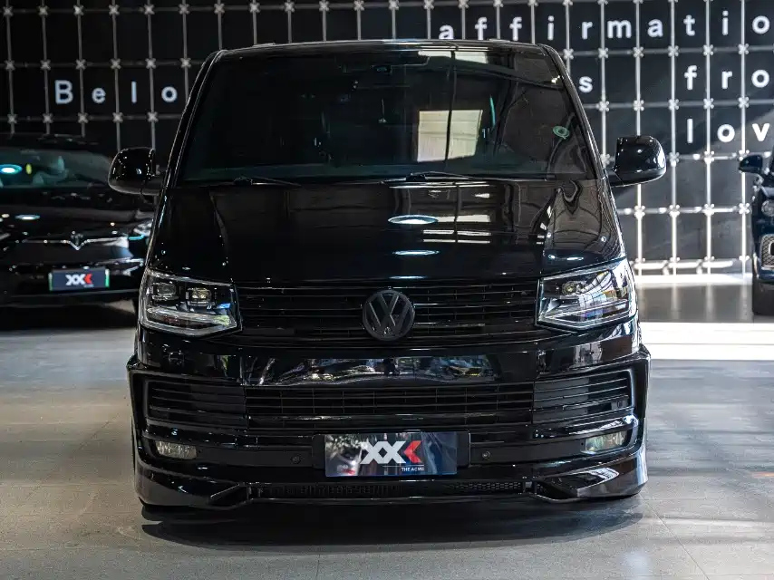 VOLKSWAGEN MULTIVAN 2012
