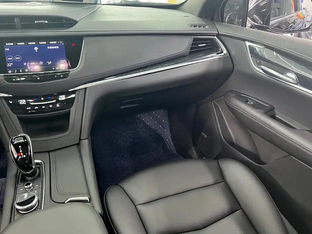 CADILLAC XT5 2021