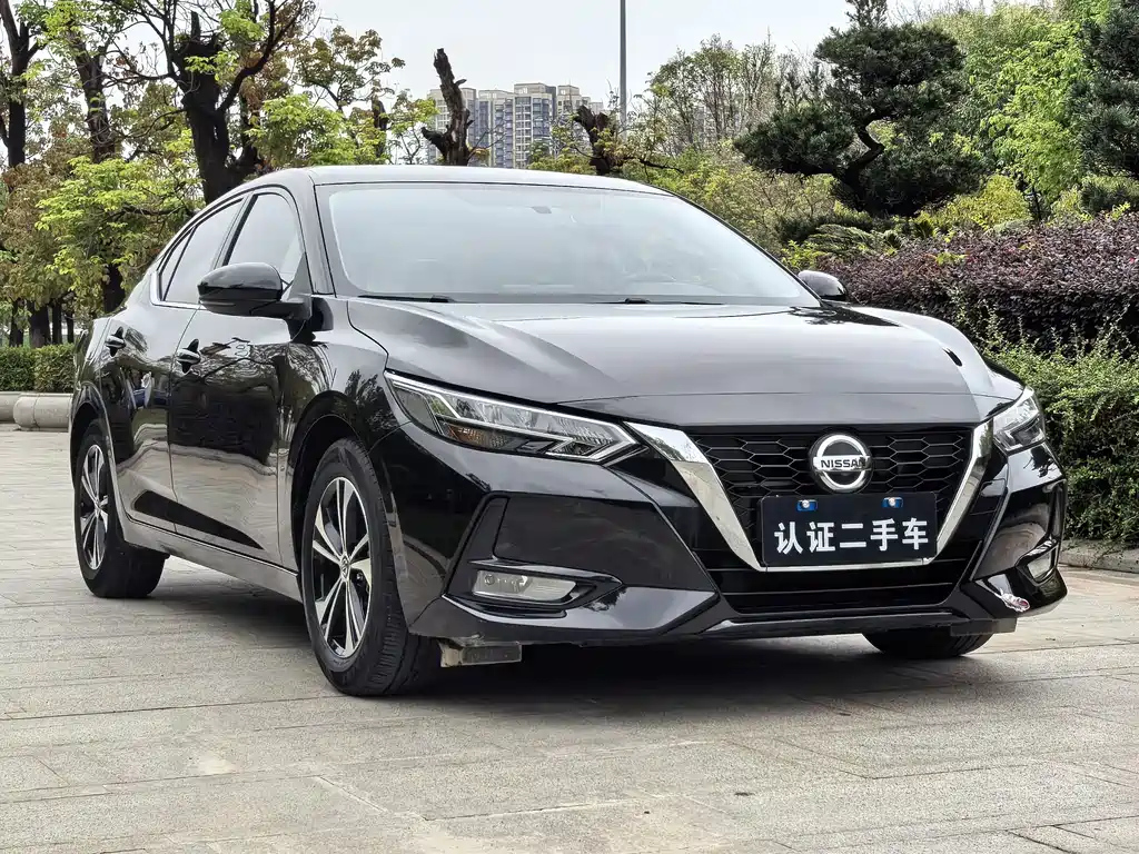 NISSAN SYLPHY 2020