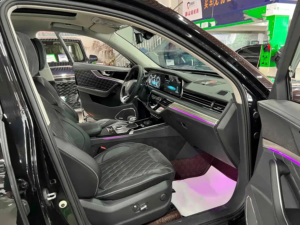 HONGQI HS5 2019