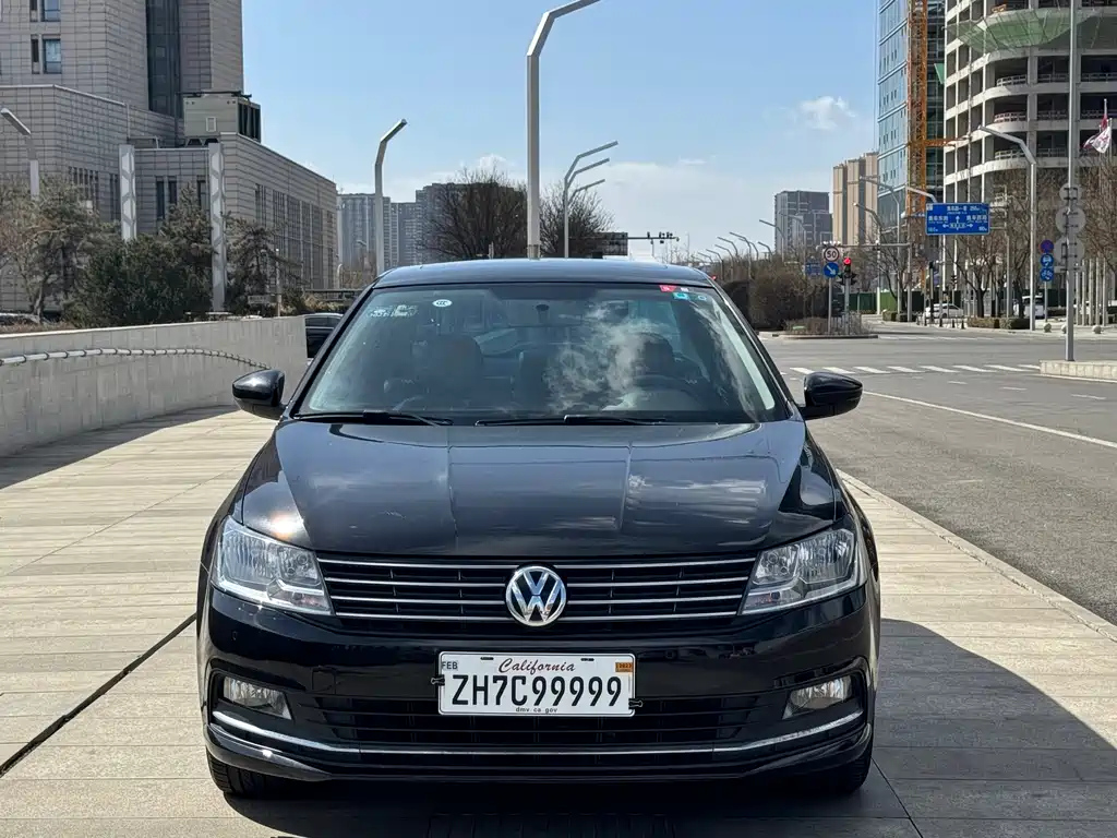 VOLKSWAGEN LAVIDA 2017