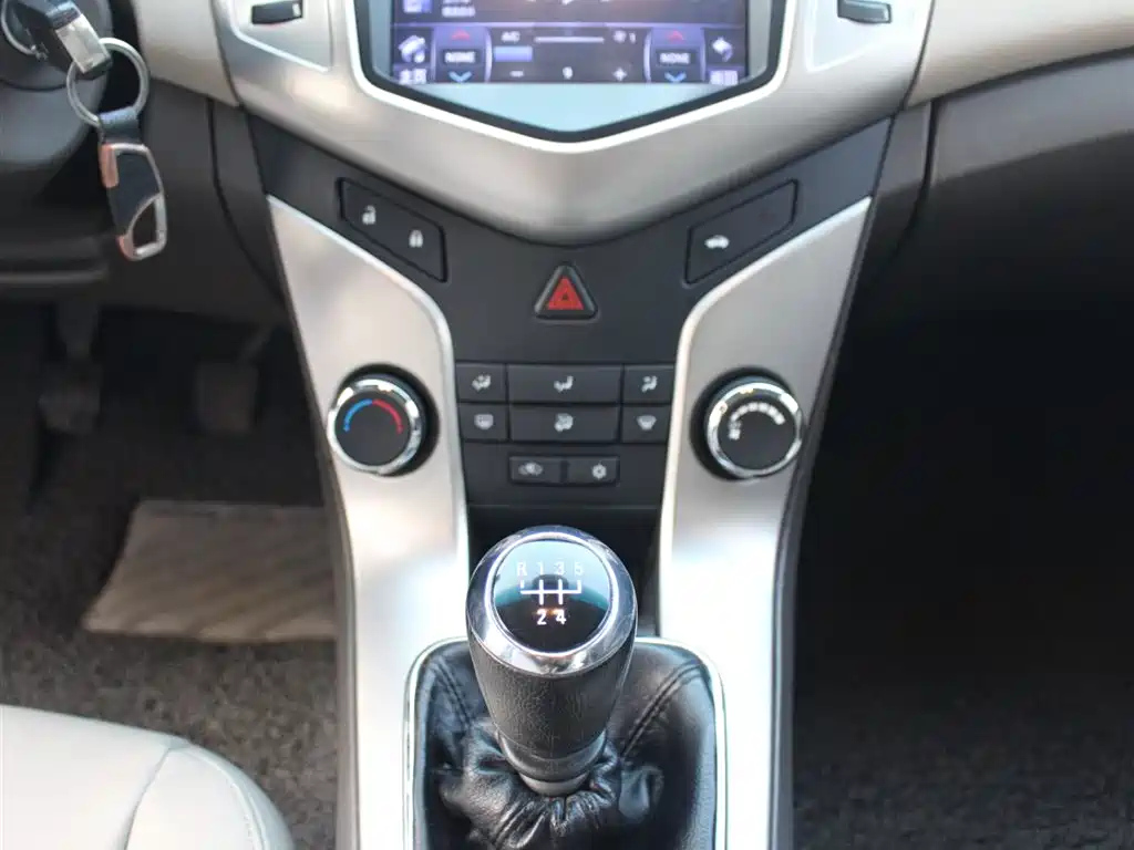 CHEVROLET CRUZE 2016