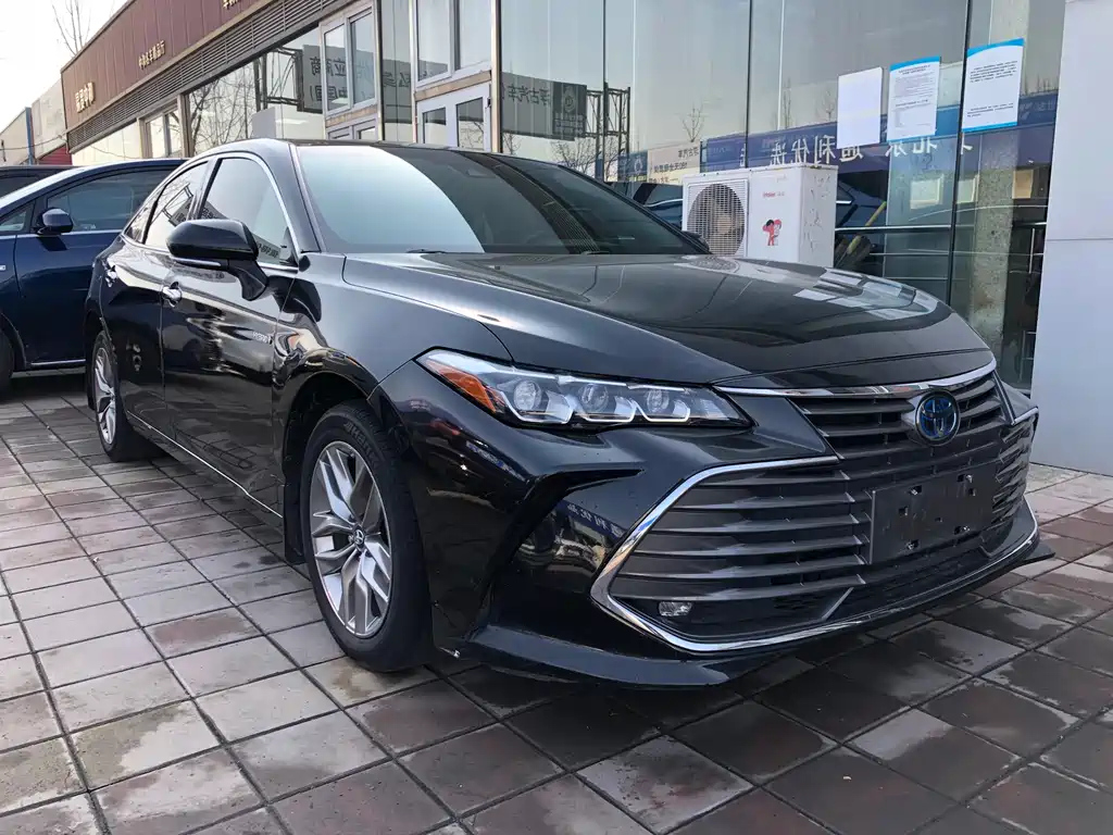 TOYOTA AVALON 2021