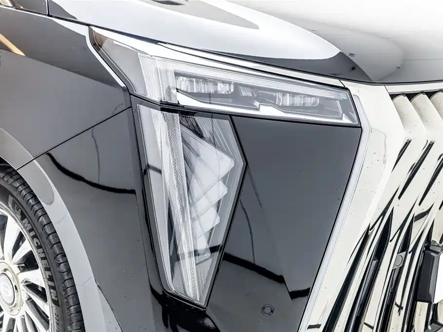 TRUMPCHI M8 2023