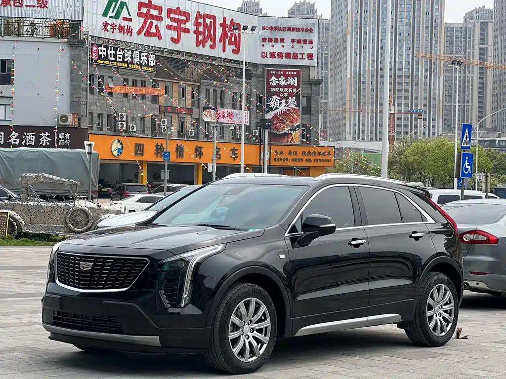 CADILLAC XT4 2022