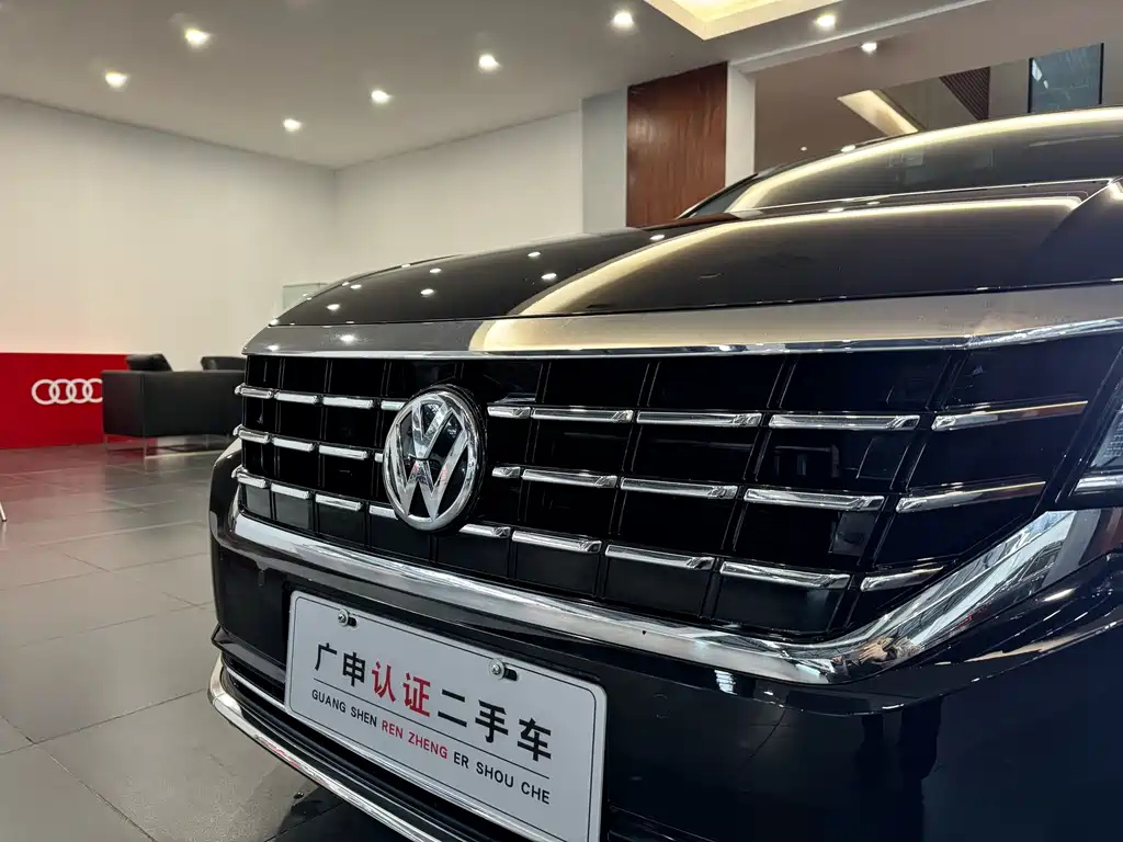 VOLKSWAGEN PASSAT 2020
