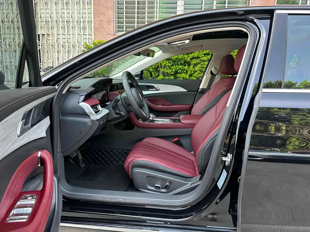 HONGQI H5 2025