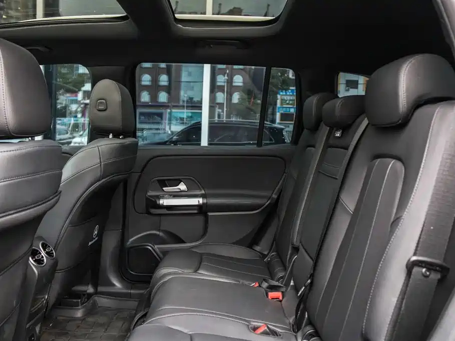 MERCEDES BENZ GLB 2021