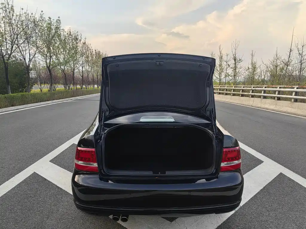 VOLKSWAGEN OTHER 2011