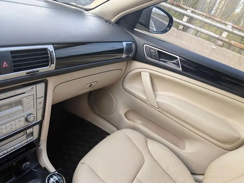 VOLKSWAGEN OTHER 2011