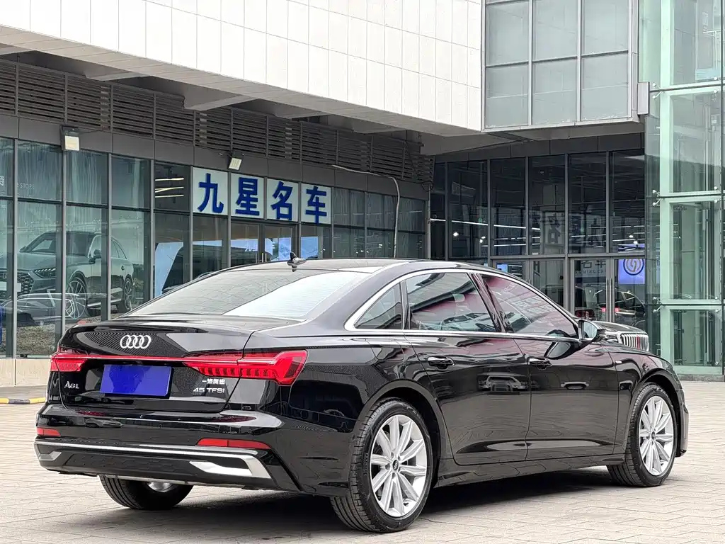 AUDI A6L 2024