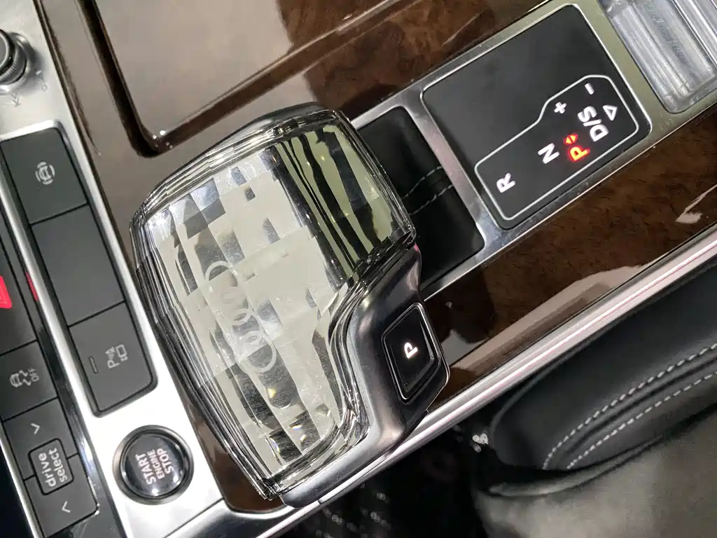 AUDI A6L 2021