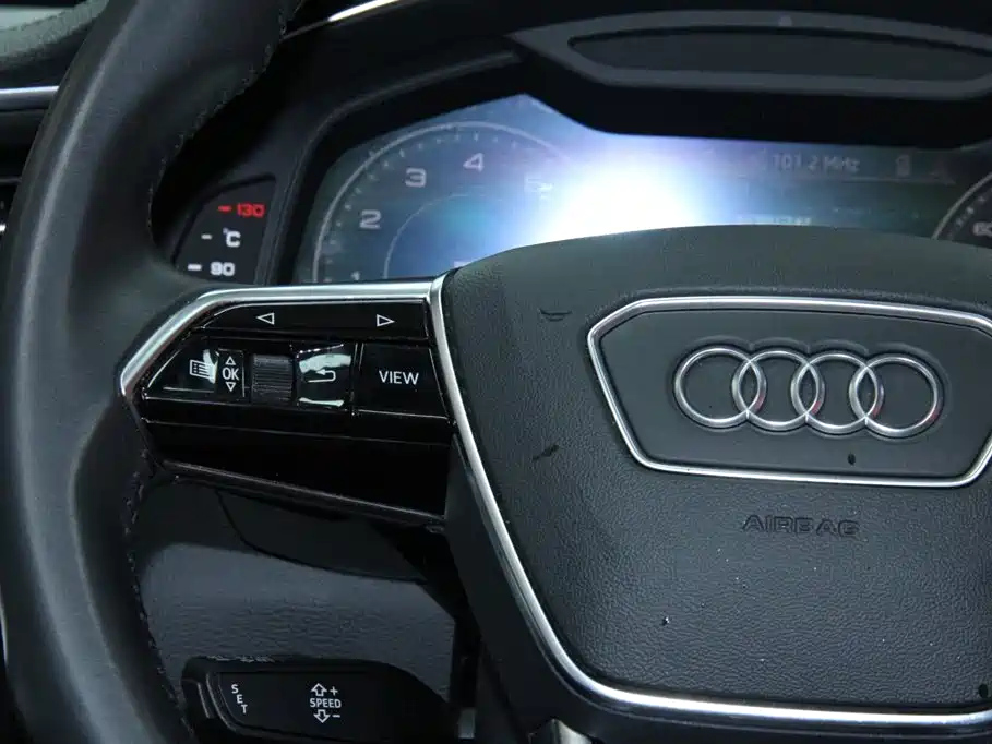 AUDI A6L 2021