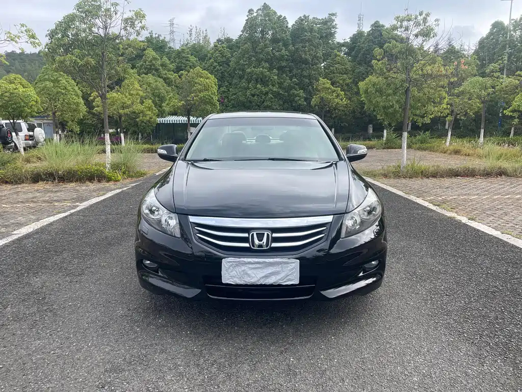 HONDA ACCORD 2011