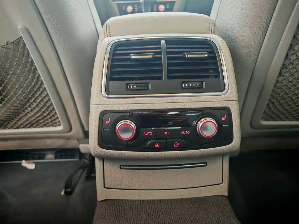 AUDI A6L 2014