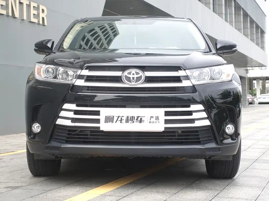 TOYOTA HIGHLANDER 2021