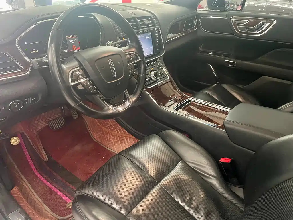 LINCOLN CONTINENTAL 2021