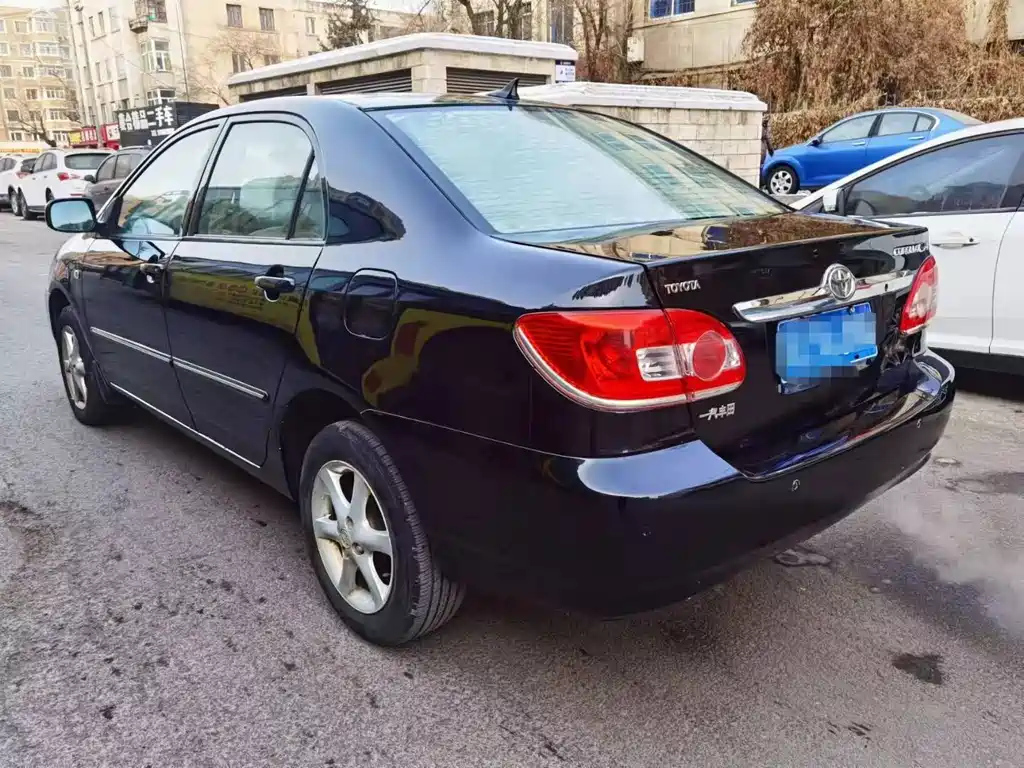 TOYOTA COROLLA 2010