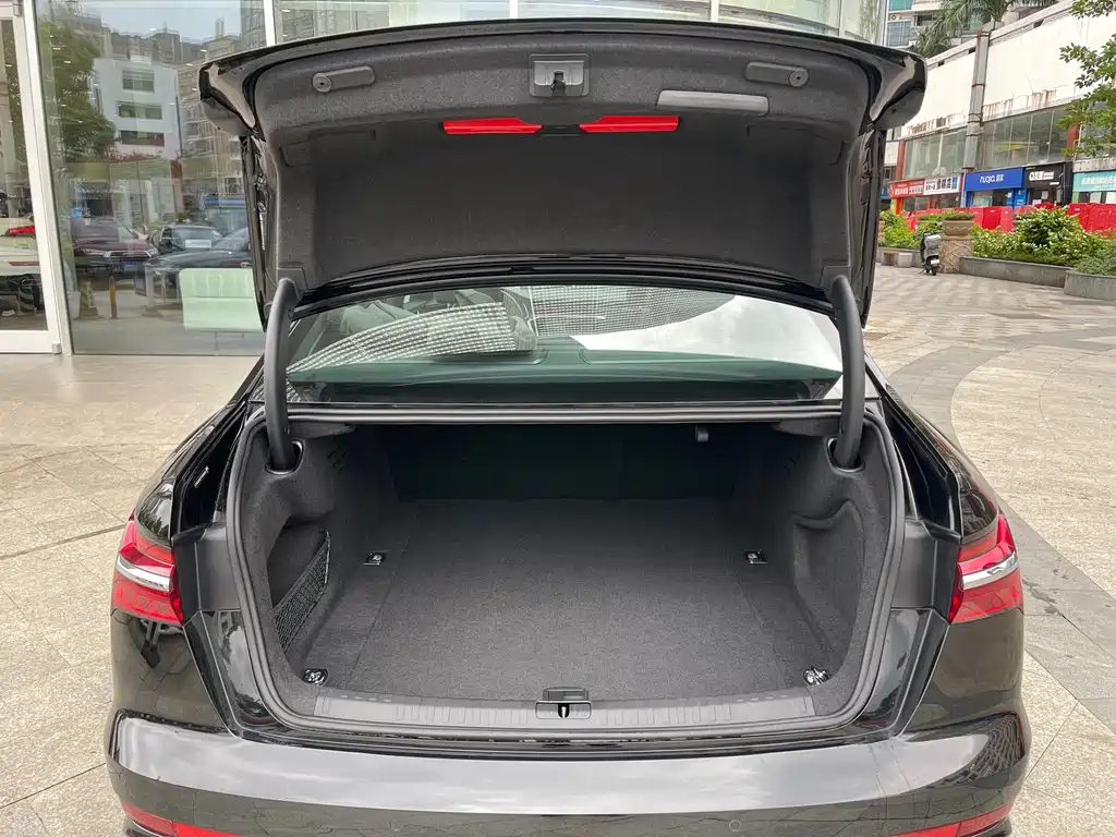 AUDI A6L 2023