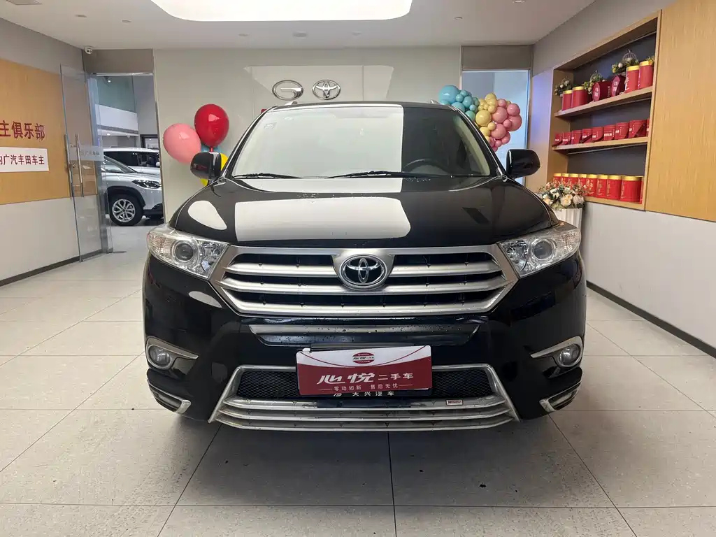 TOYOTA HIGHLANDER 2014