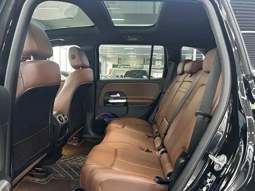 MERCEDES BENZ GLB 2022
