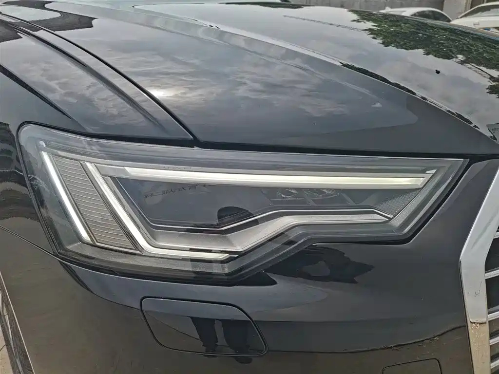 AUDI A6L 2021