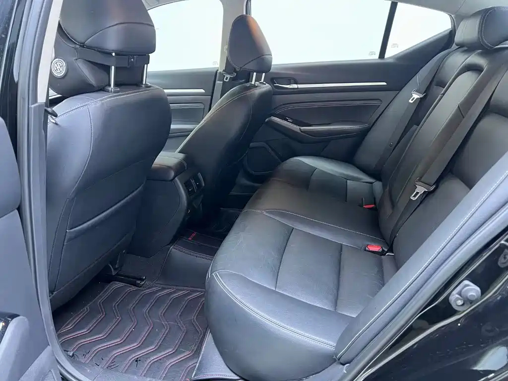 NISSAN TEANA 2022