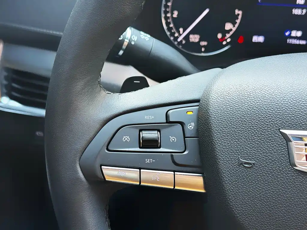 CADILLAC XT4 2021