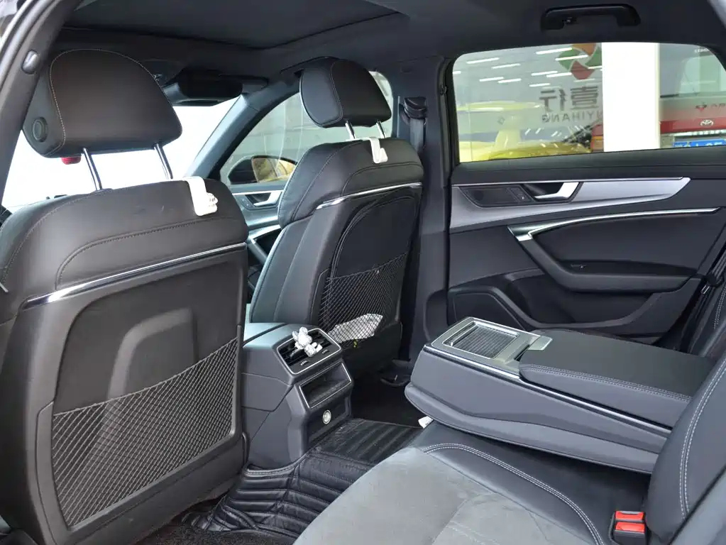 AUDI A6L 2021