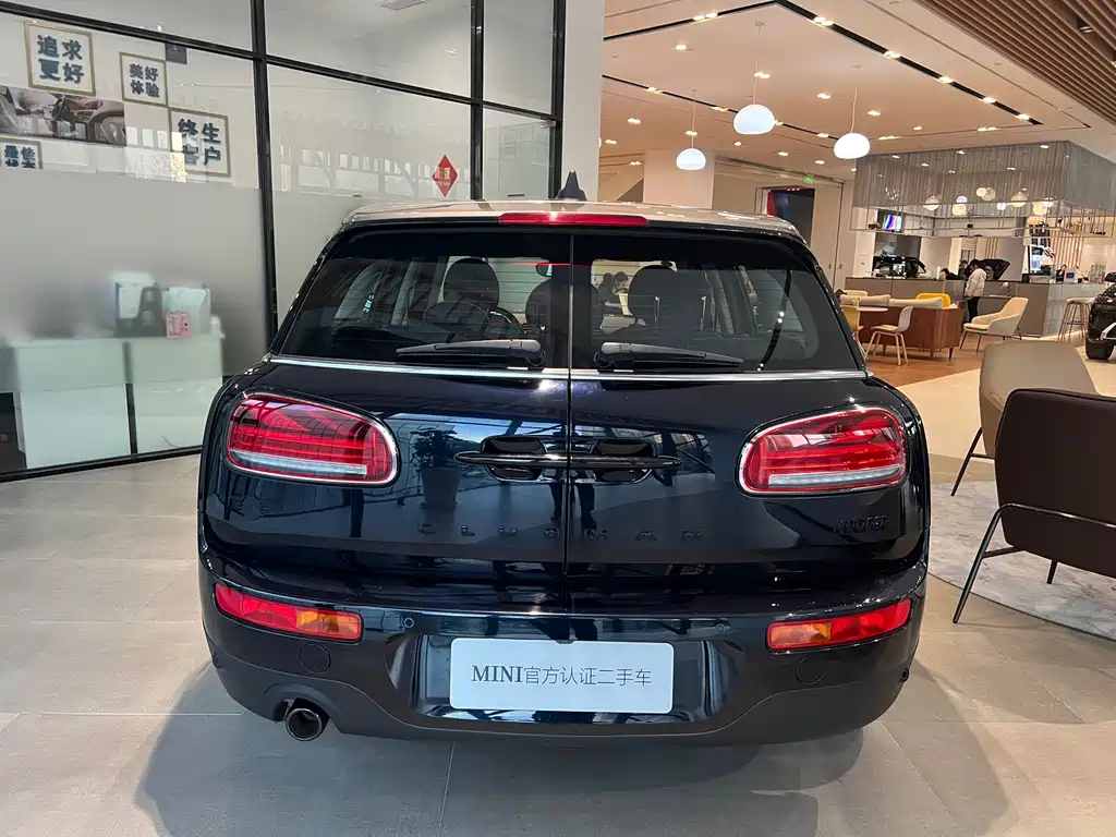 MINI CLUBMAN 2021