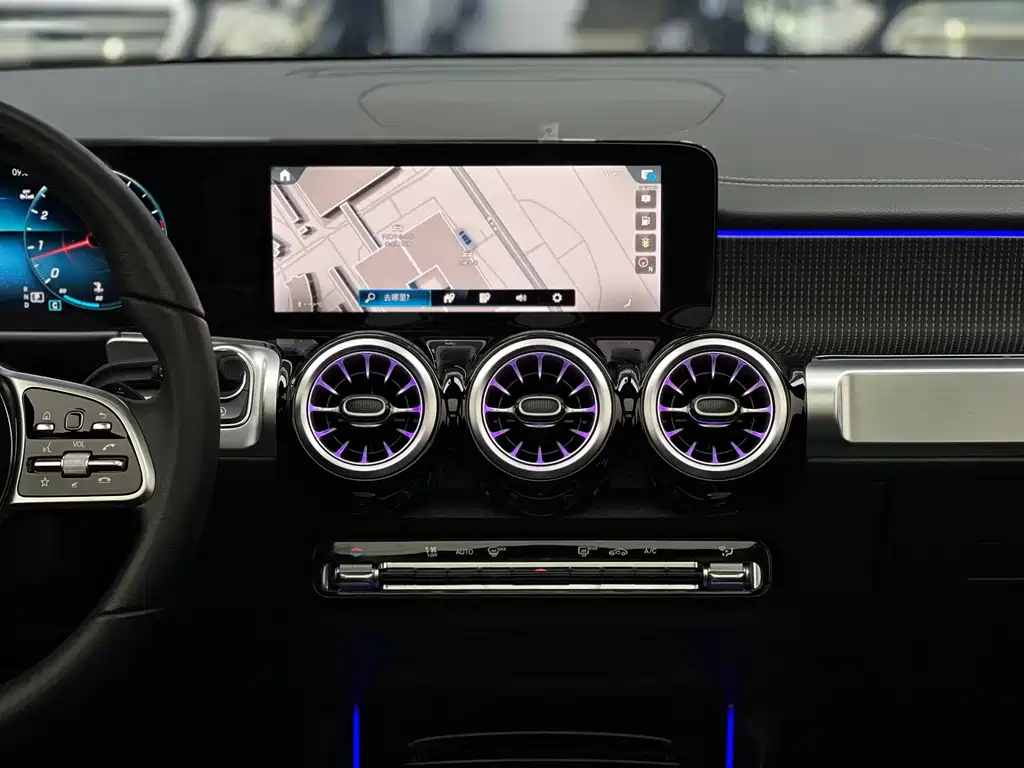MERCEDES BENZ GLB 2022
