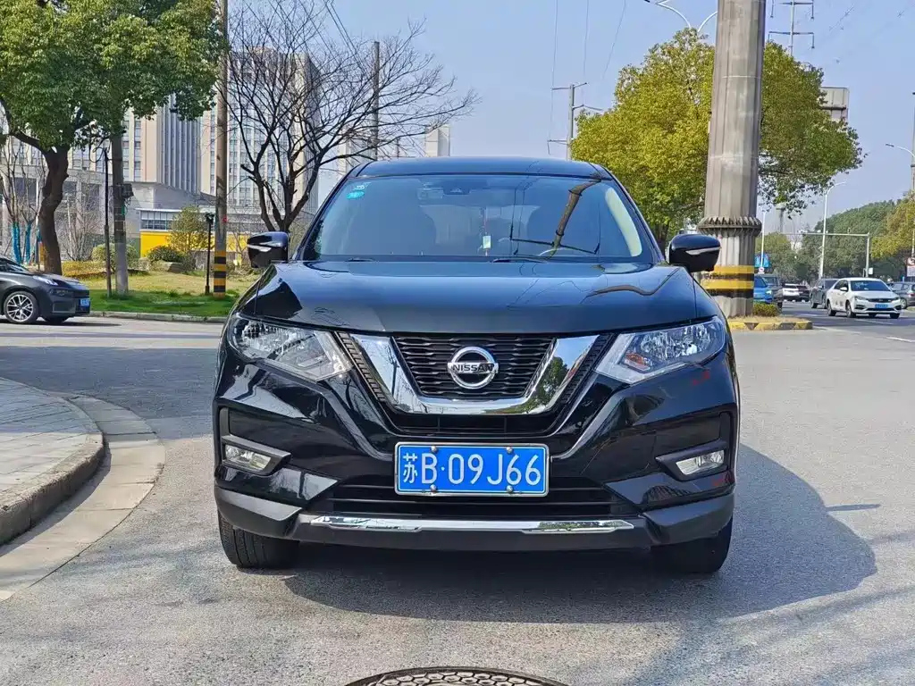NISSAN X-TRAIL 2019