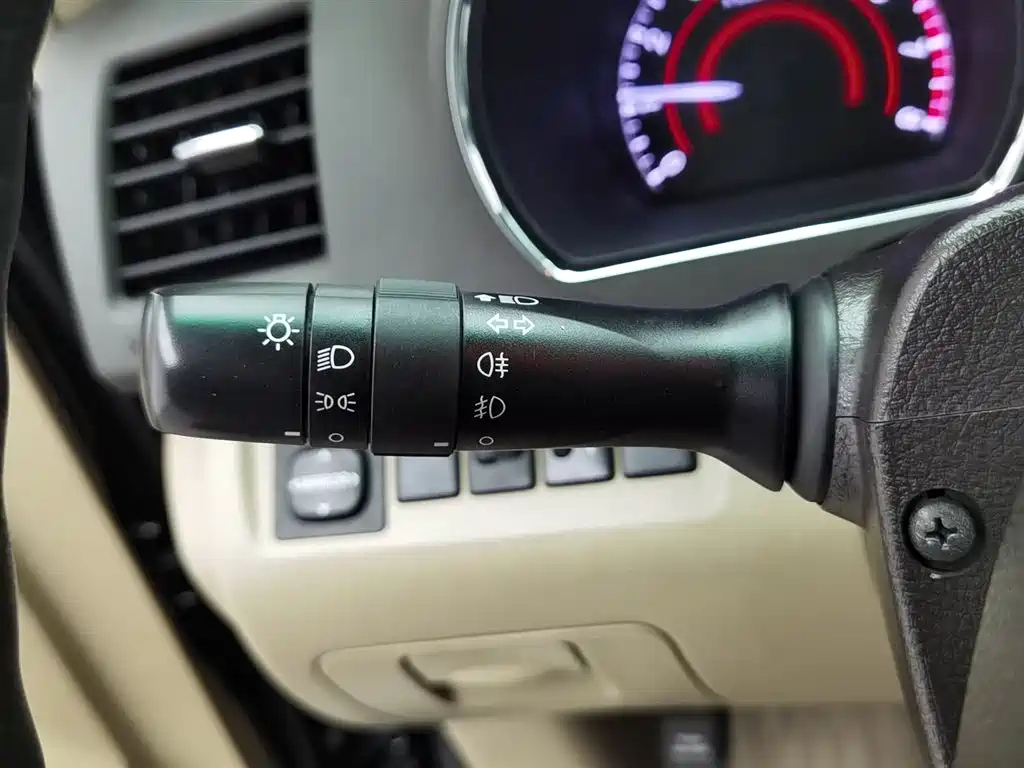 TOYOTA HIGHLANDER 2015