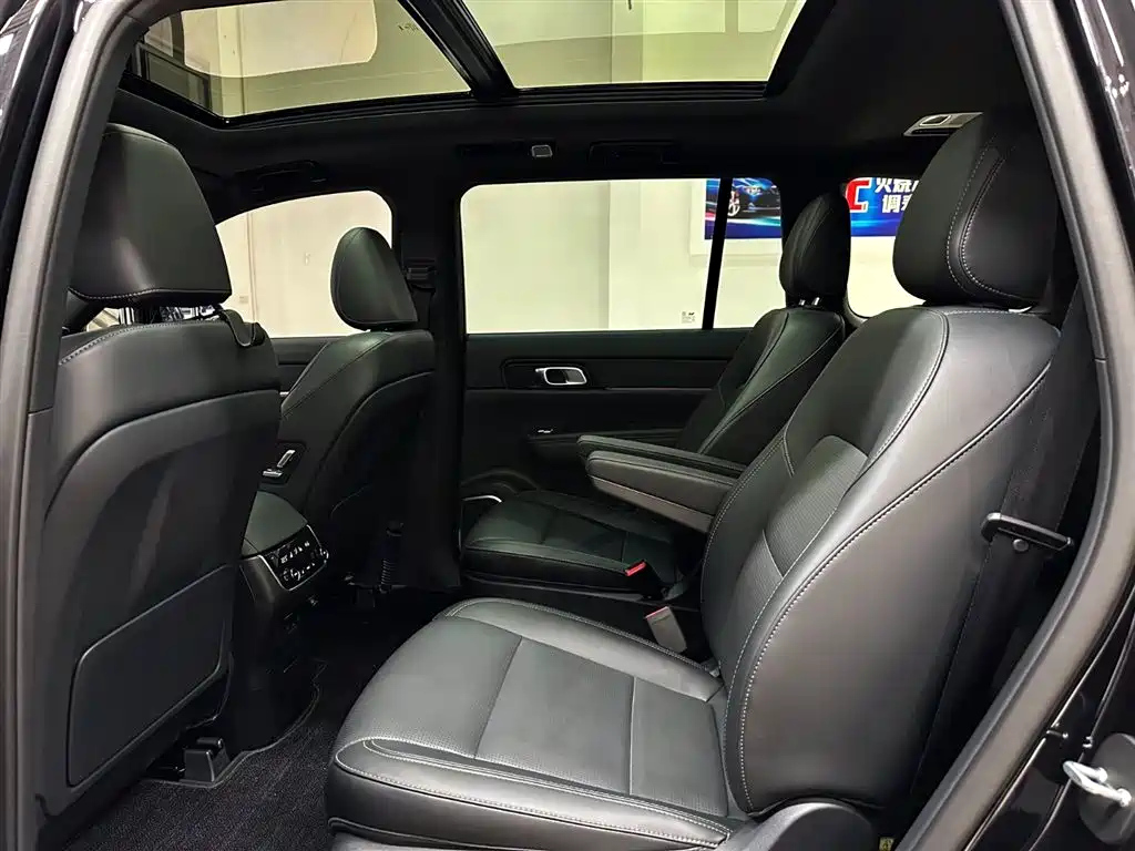LI AUTO ONE 2022