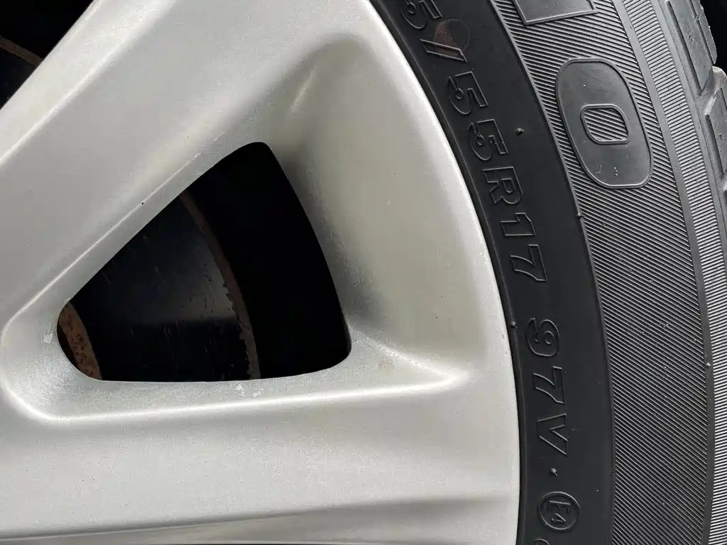 ROEWE 950 2012