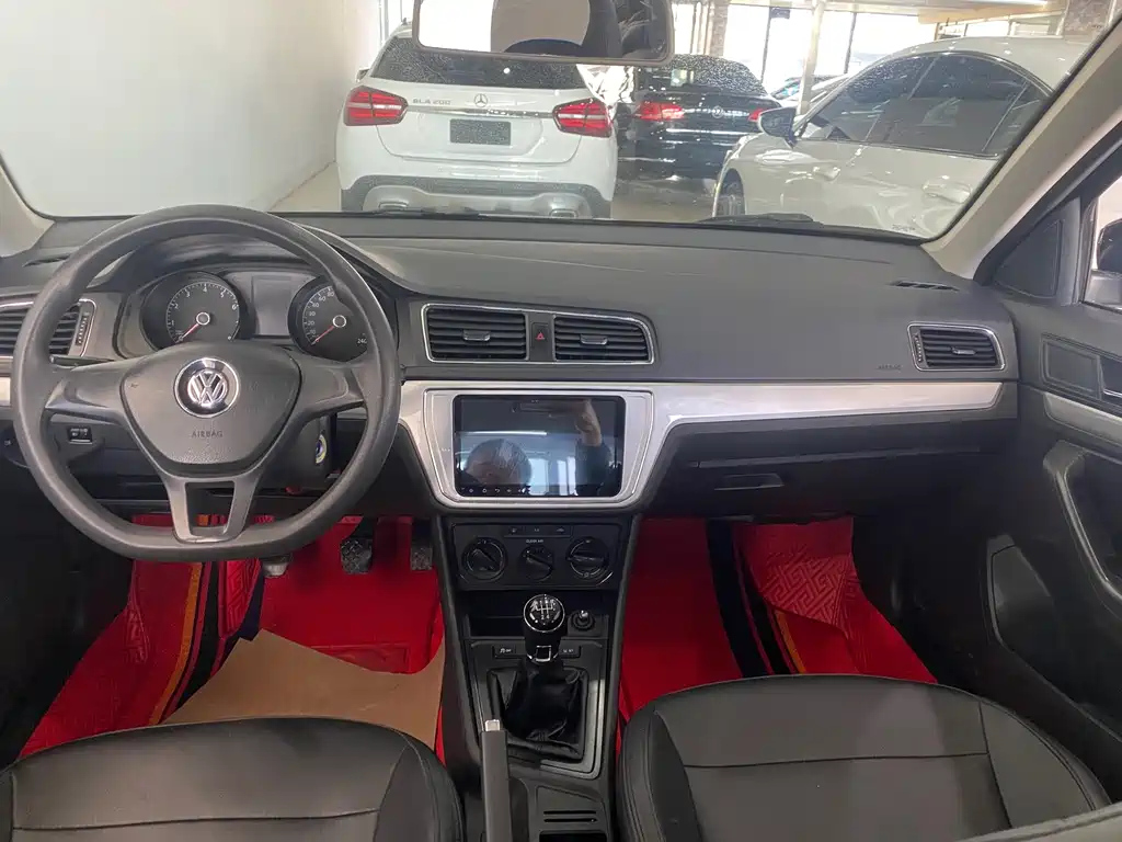 VOLKSWAGEN LAVIDA 2017