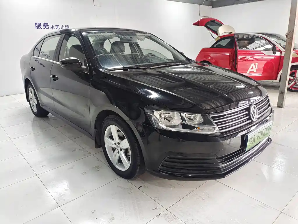 VOLKSWAGEN LAVIDA 2018
