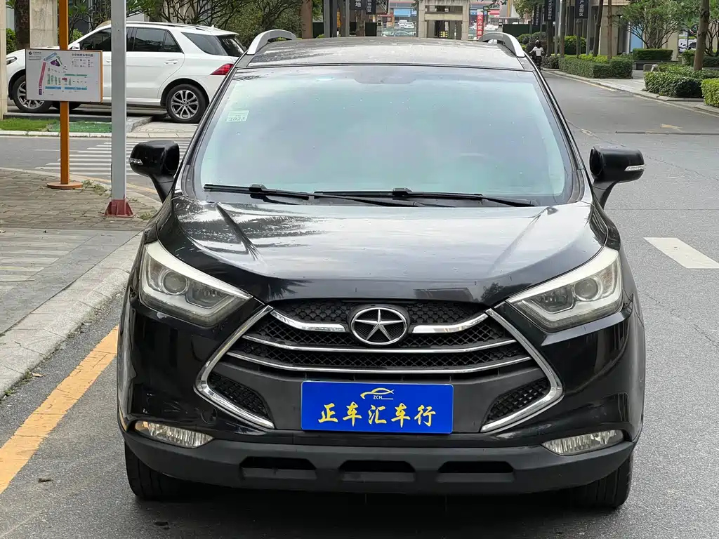JAC REFINE S3 2015