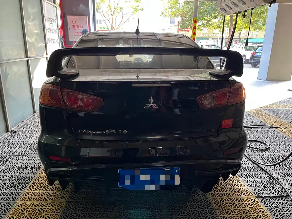 MITSUBISHI LANCER EX 2012