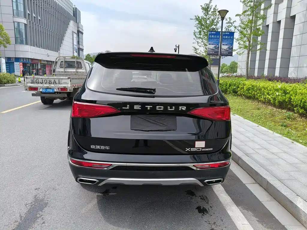 JETOUR X90 2021