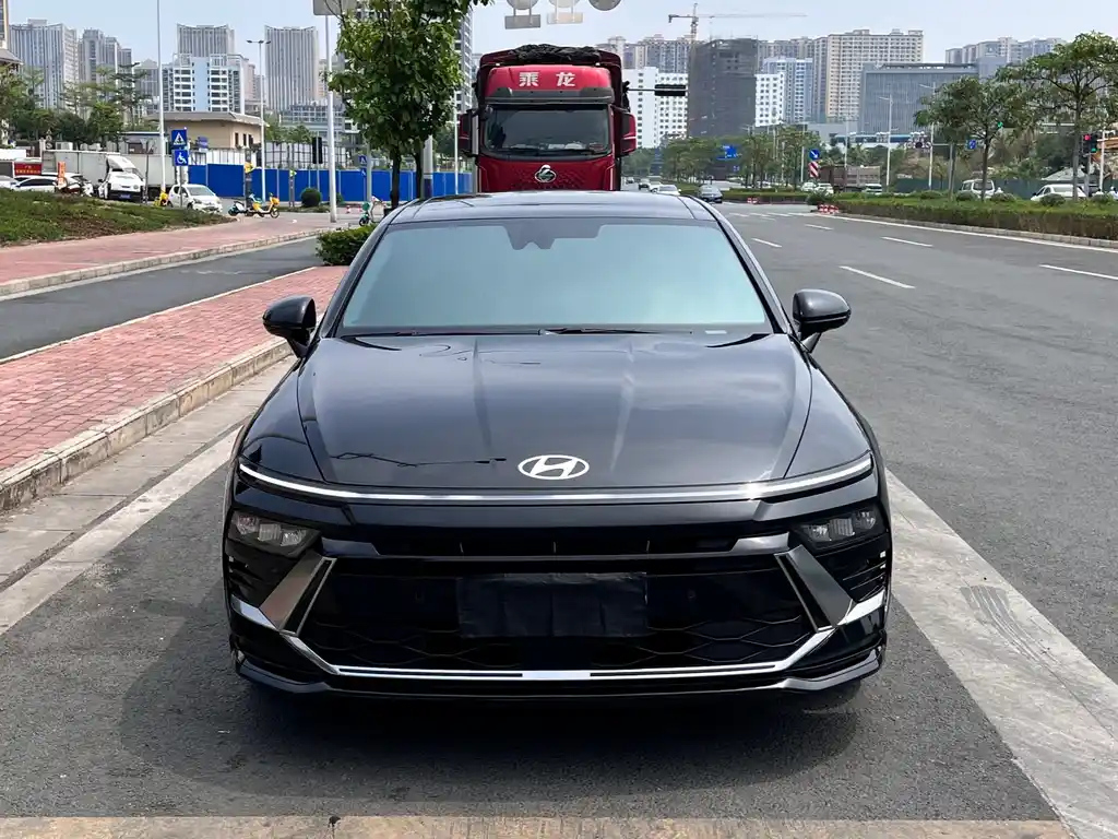 HYUNDAI SONATA 2024