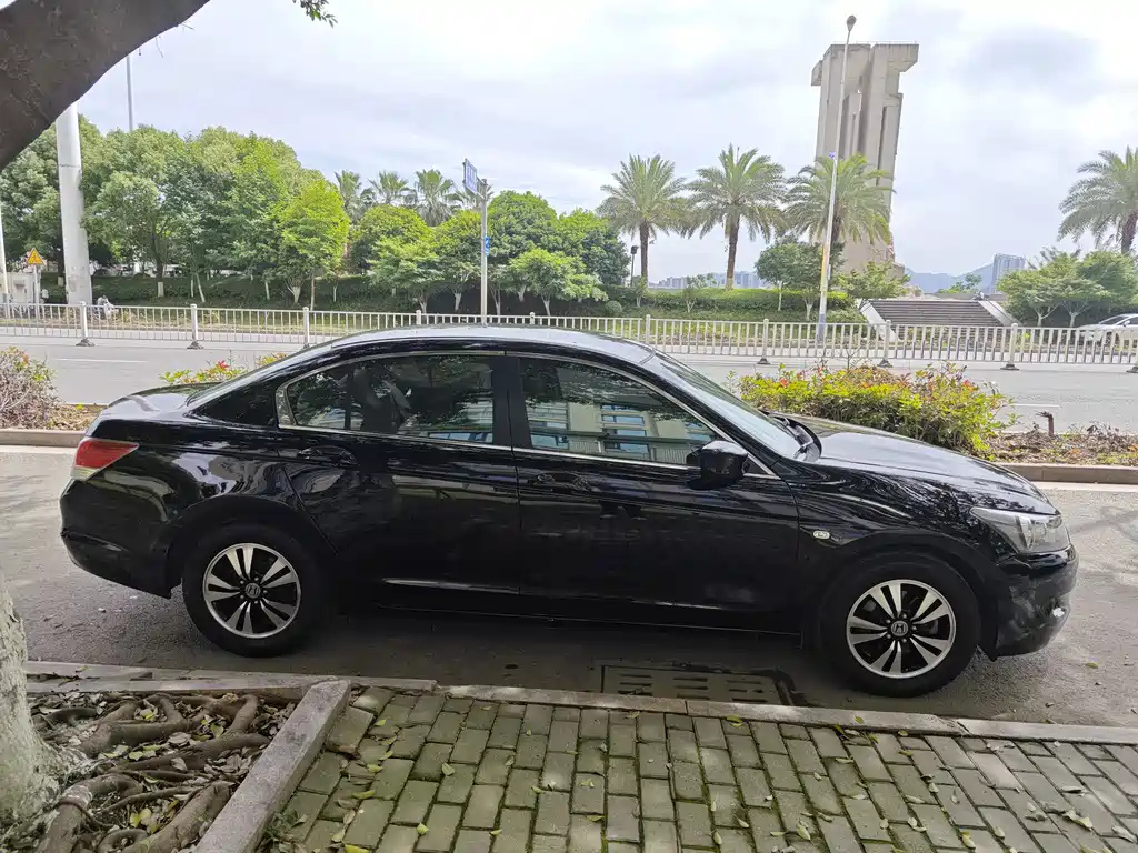 HONDA ACCORD 2009
