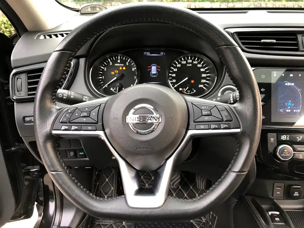 NISSAN X-TRAIL 2021