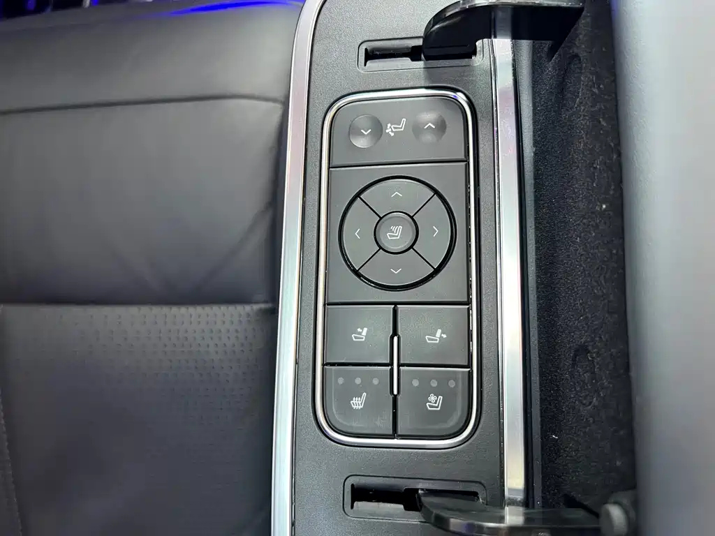 TRUMPCHI M8 2021
