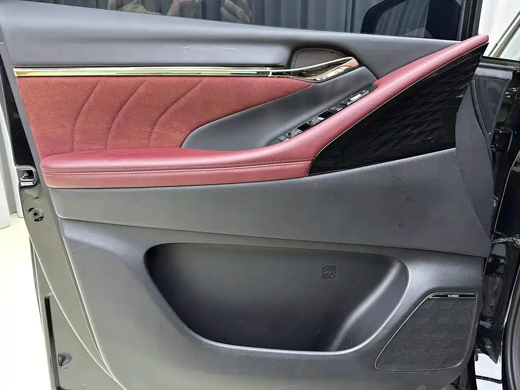 TRUMPCHI M8 2023